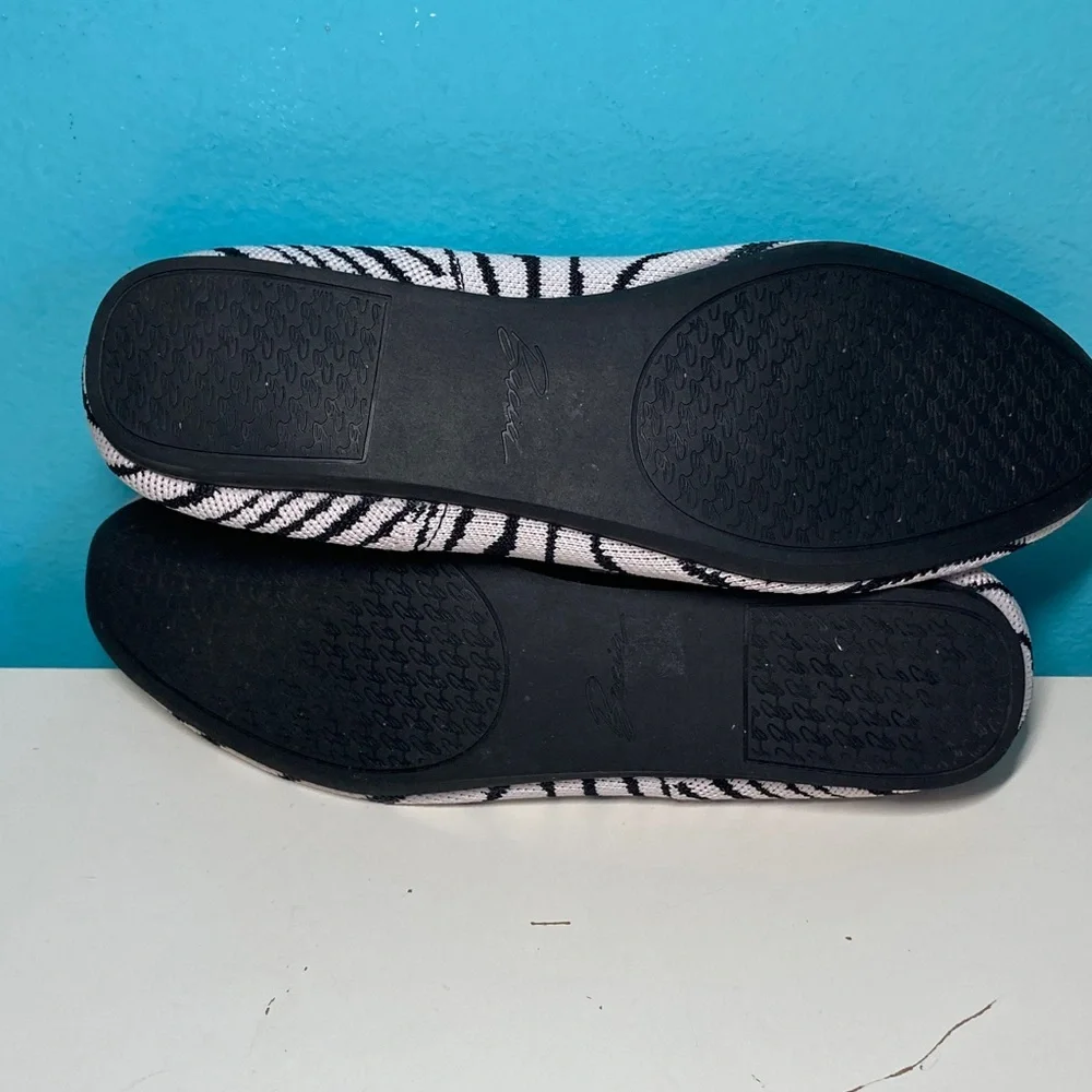 Bacia Knit Ballet Flats Womens Size 9 Machine Washable Zebra Striped Shoes